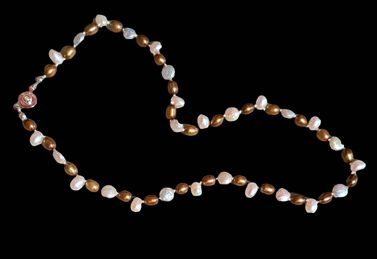 White and Milk Chocolate Pearls